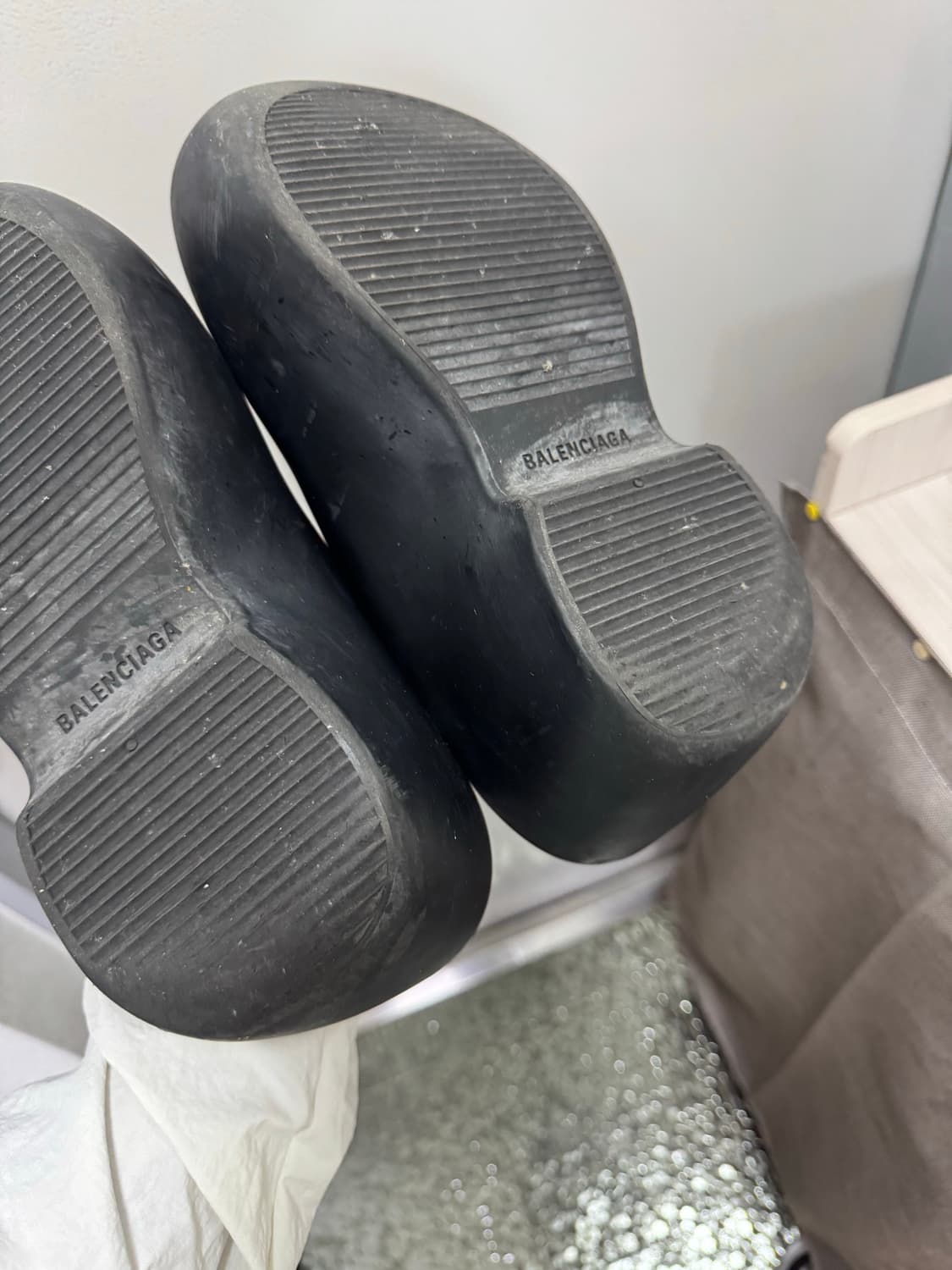 [41] 발렌시아가 테크노 클로그 블랙 무광 상품이미지3