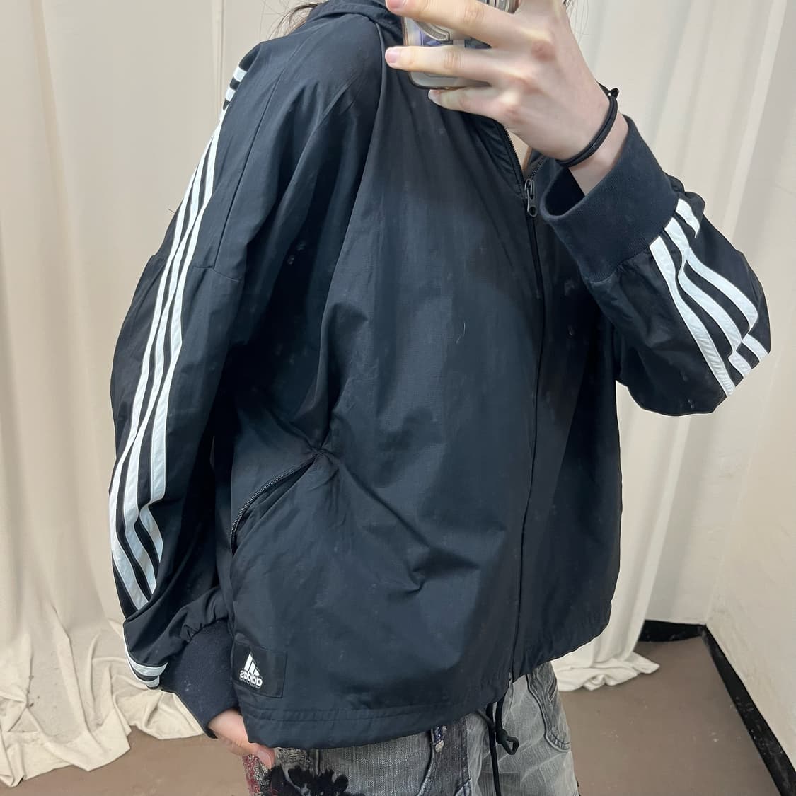 Adidas black running windbreaker 상품이미지3