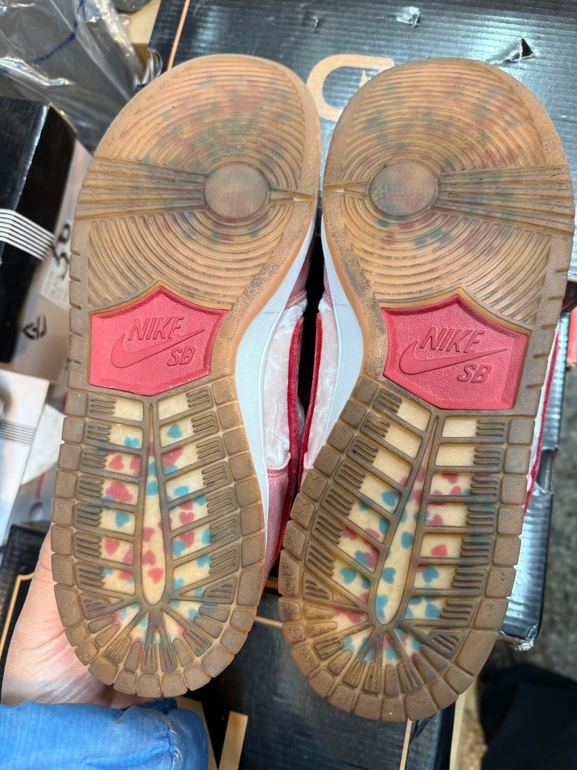 (290) 나이키 스트레인지러브 SB 덩크 로우 핑크 상품이미지5