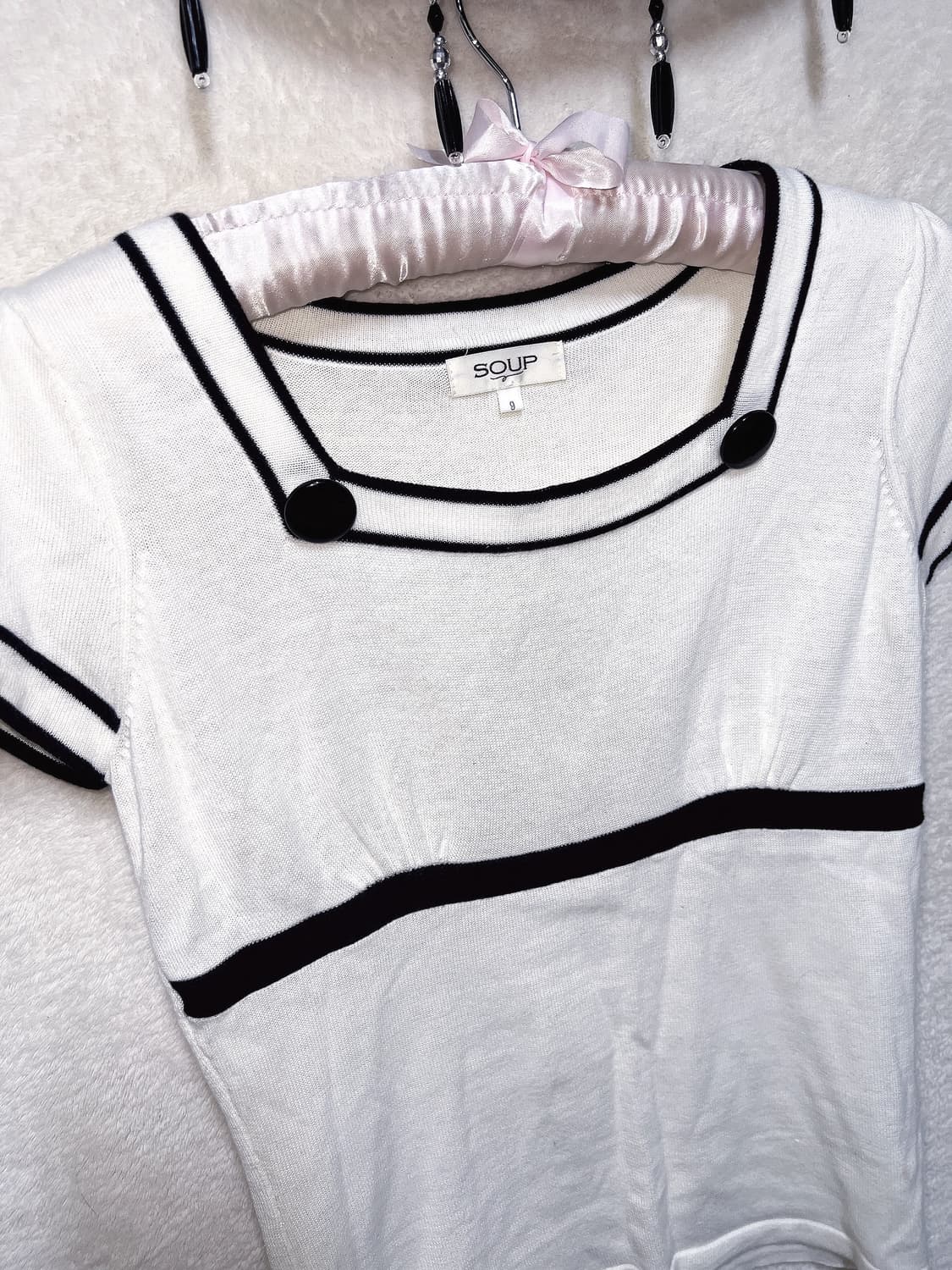 화이트 스퀘어넥 반팔니트 로걀탑 로맨틱갸루 달천 시로 페미닌 핀터 일브 상품이미지9