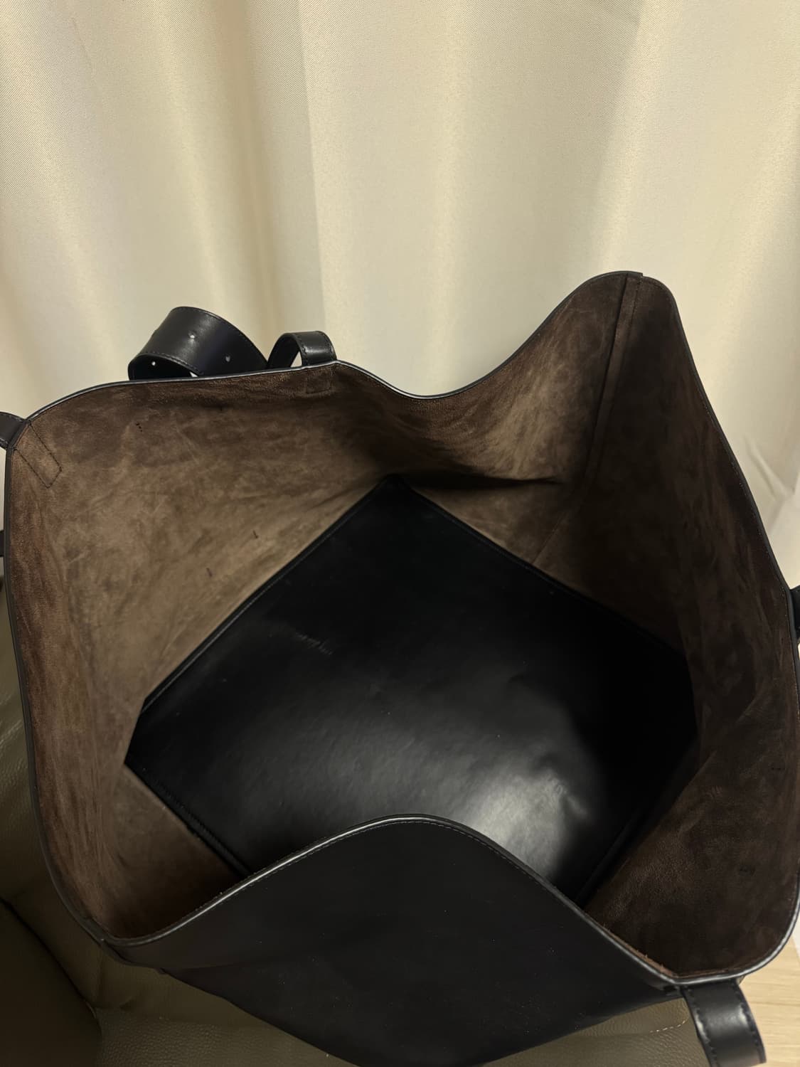 Cowhide tote bag 상품이미지3