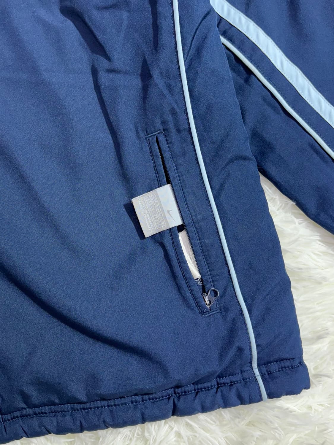 나이키 00‘s 리버서블(양면) 스우시 점퍼  상품이미지9