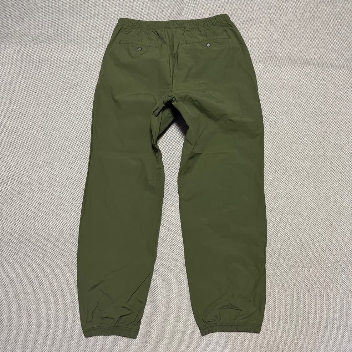 디스이즈네버댓 카키색 나일론 조거팬츠 상품이미지5