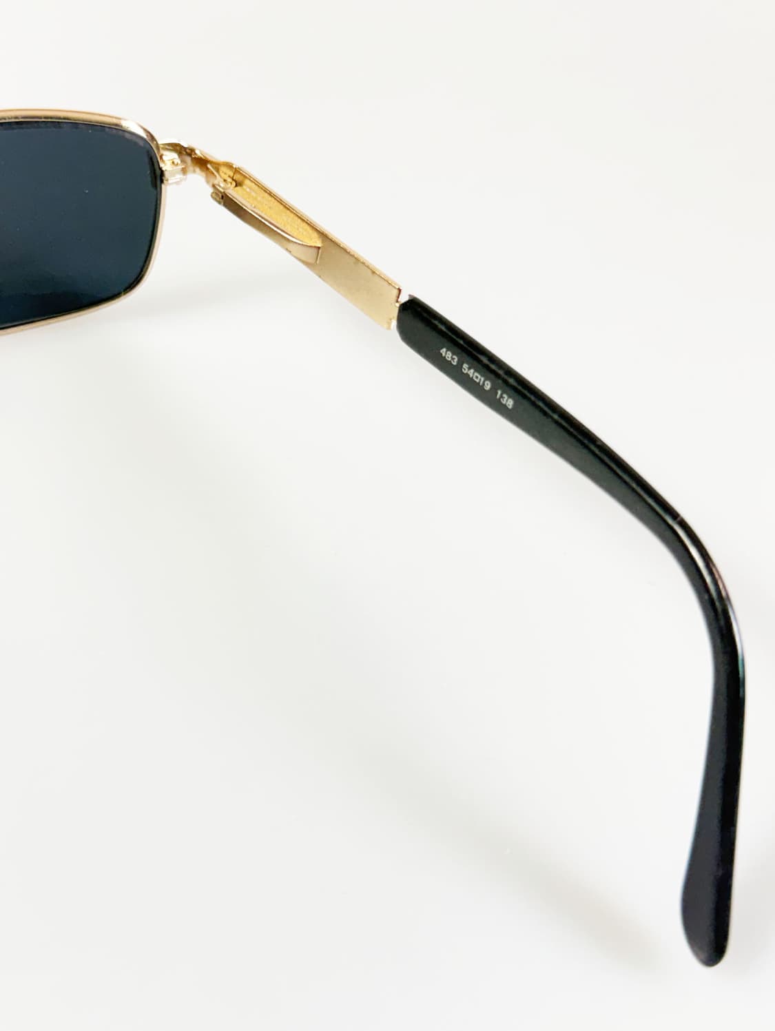 캘빈클라인 골드 메탈 슬림 스퀘어 빈티지 선글라스 상품이미지6