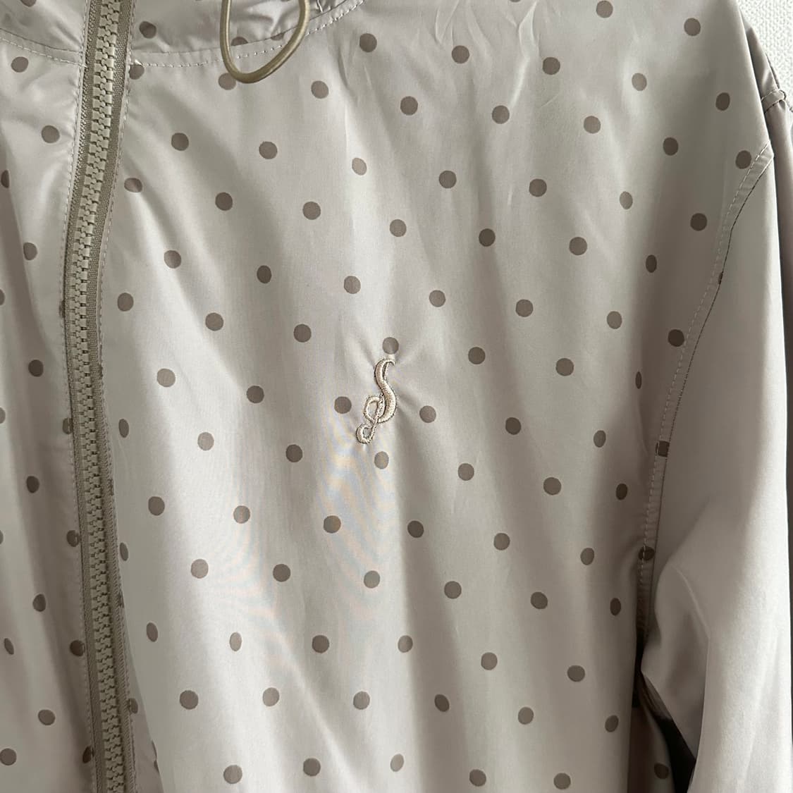 safarispot 사파리스팟 도트 바람막이 베이지 상품이미지4