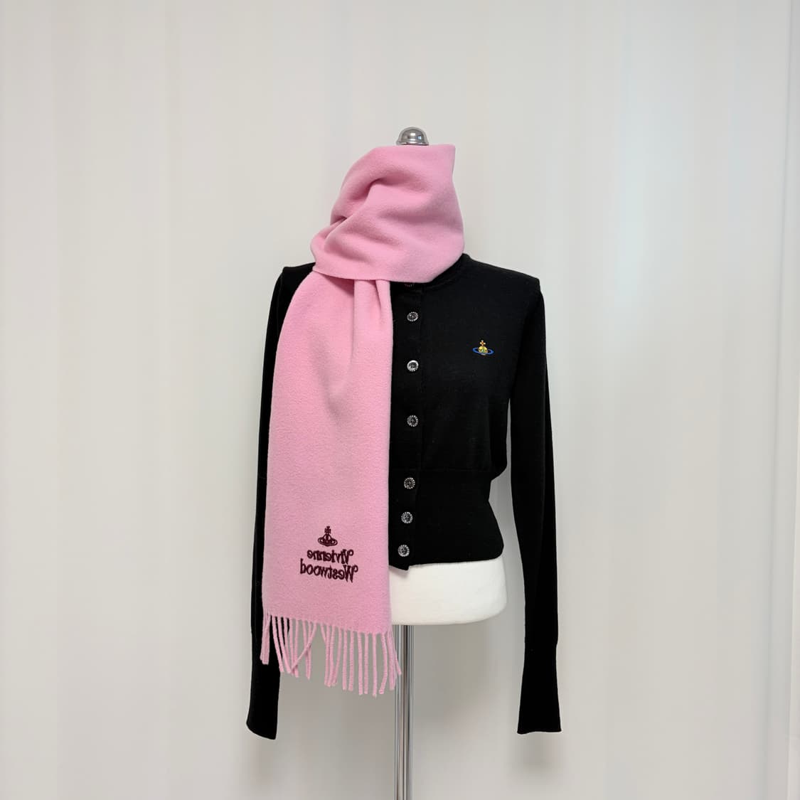 25FW신상 비비안웨스트우드 라나울 머플러 핑크 상품이미지1