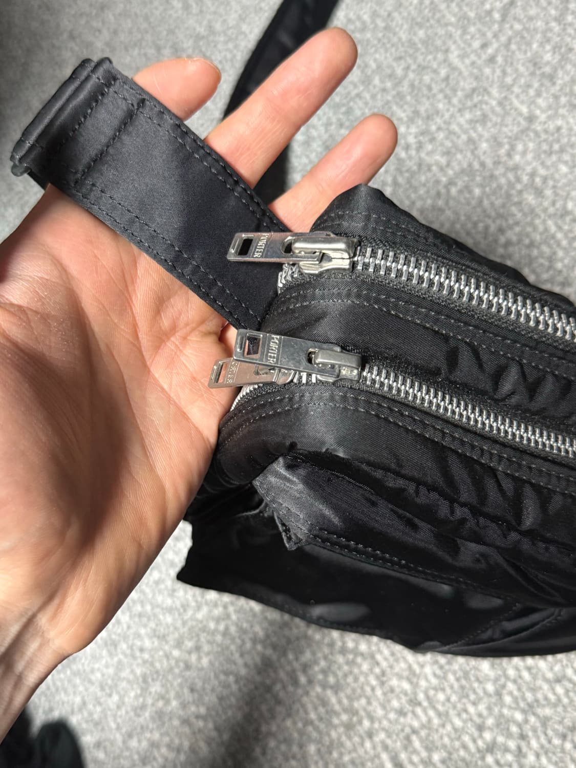 포터 탱커 숄더백 스몰 상품이미지5