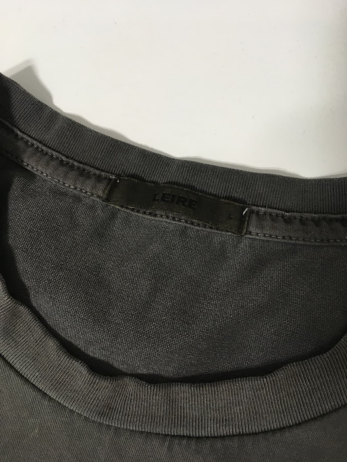 [르아르] 90s 빈티지 핏 피그먼트 티셔츠 차콜 L 상품이미지5