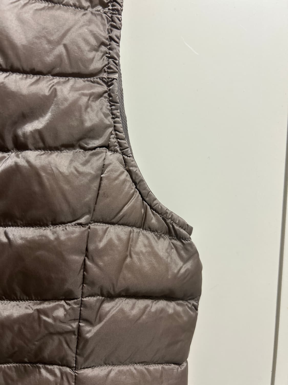 유니클로 경량패딩조끼 여성 XL 상품이미지4