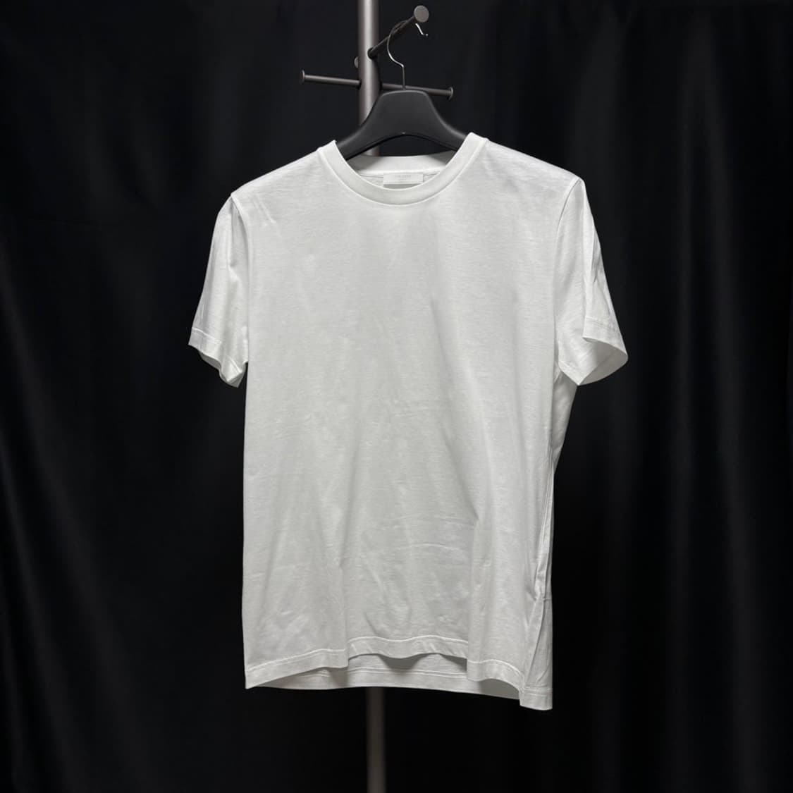 XL) 프라다 로고 반팔 티셔츠 상품이미지3