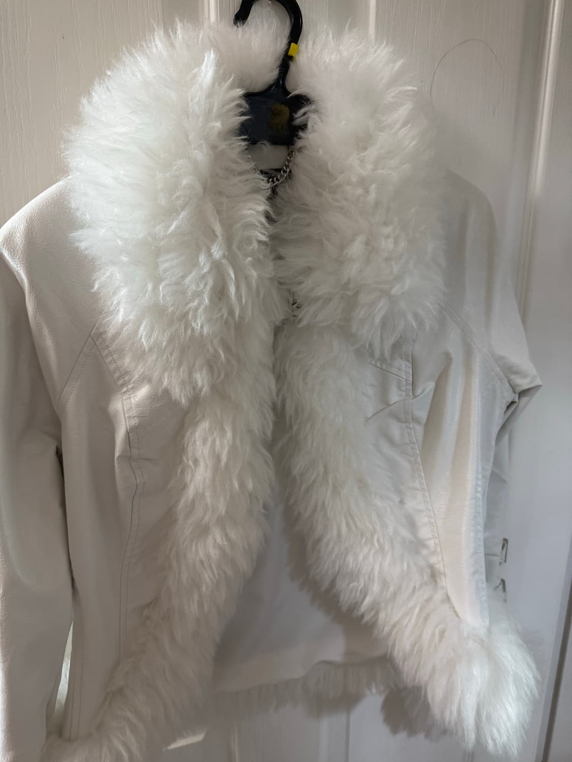 돌스킬 화이트 세미레더 퍼자켓 미디움  상품이미지2