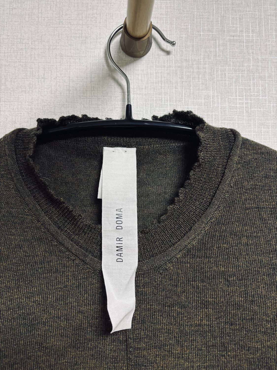 DAMIR DOMA 디스트로이드 디테일 울 니트 상품이미지3