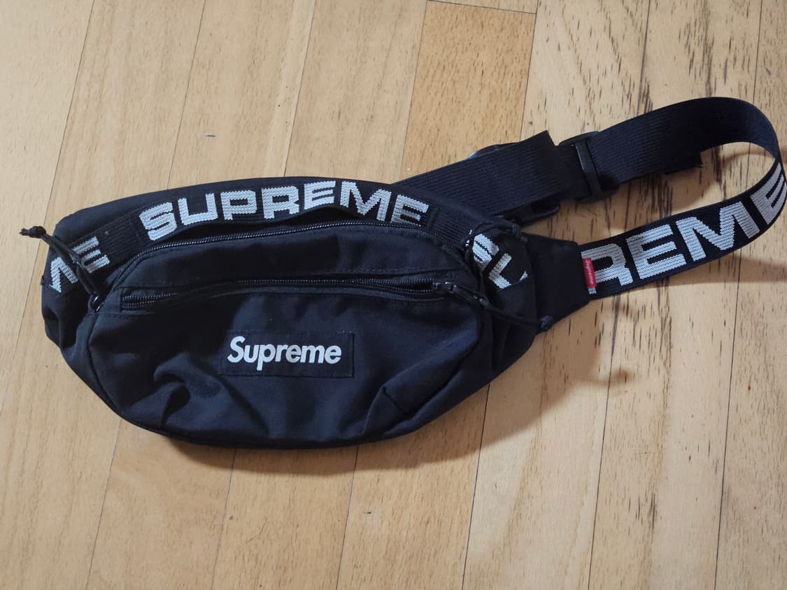 슈프림 힙색 상품이미지1