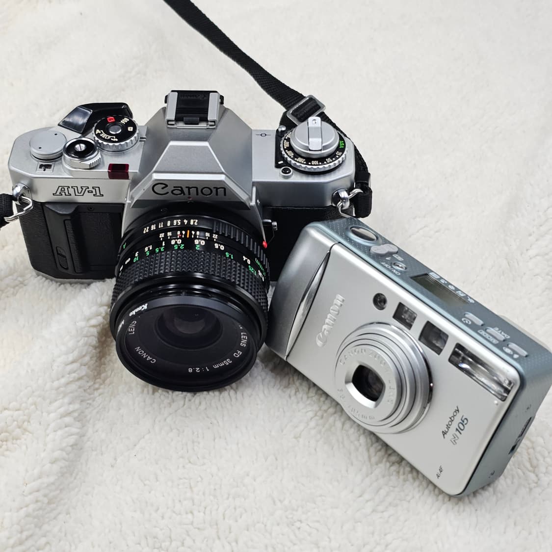 캐논 AV-1 필름카메라 필카 상태 A급 정상작동 서비스 있음 소장용 상품이미지9