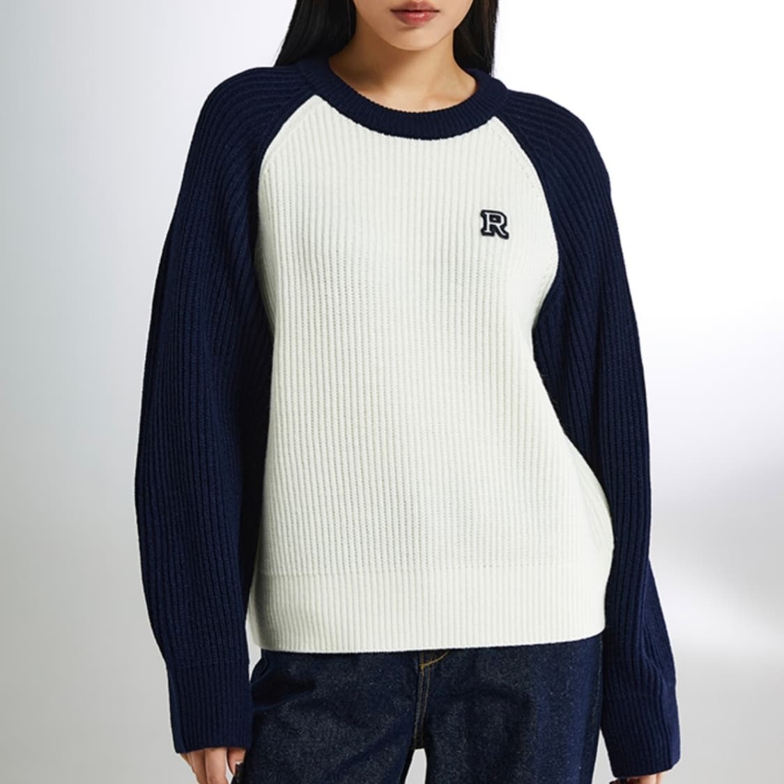 스파오 래글런 자수 스웨터 네이비 / 헌터 상품이미지4