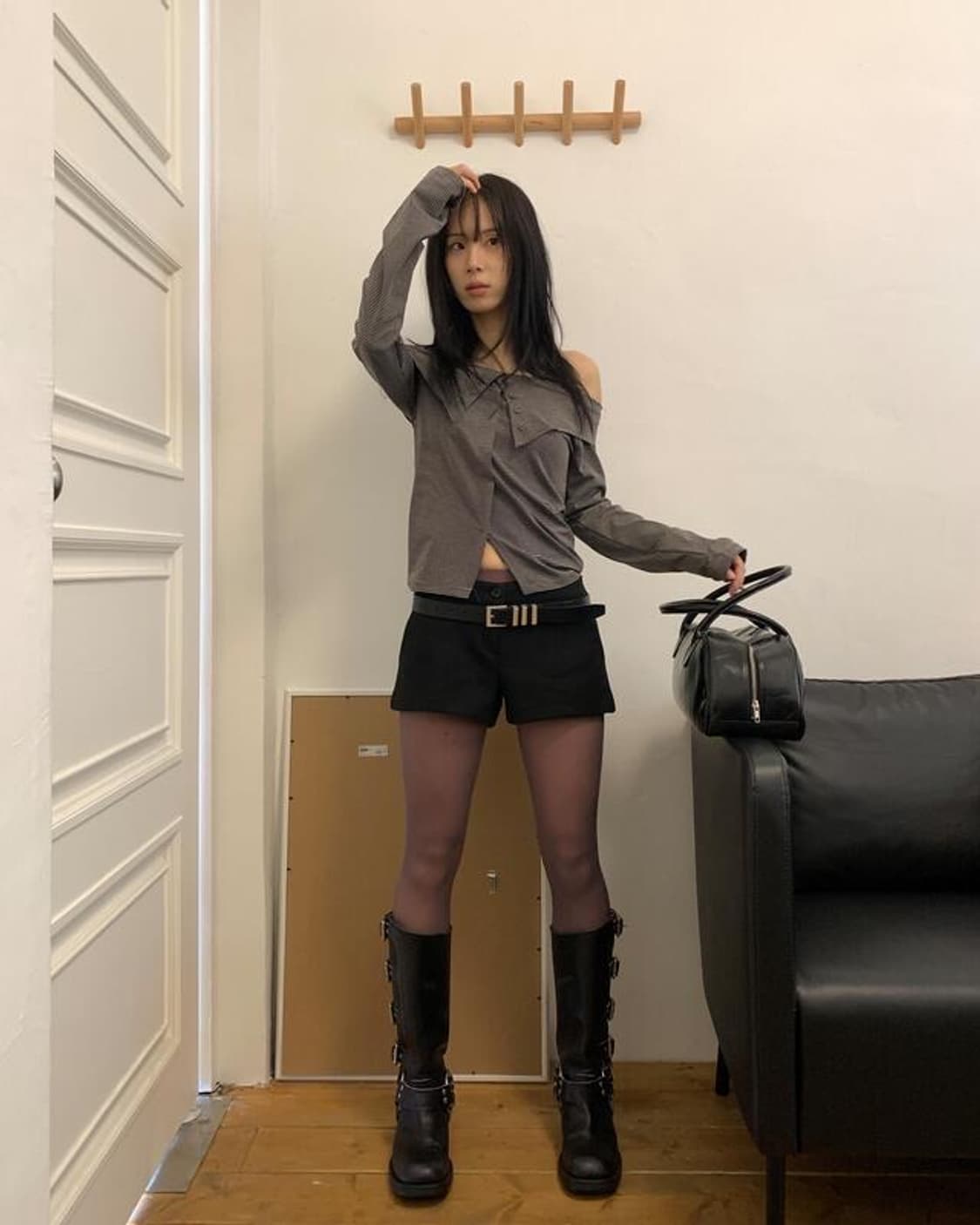 릿킴 윈터 로우 마이크로 쇼츠 블랙 상품이미지2