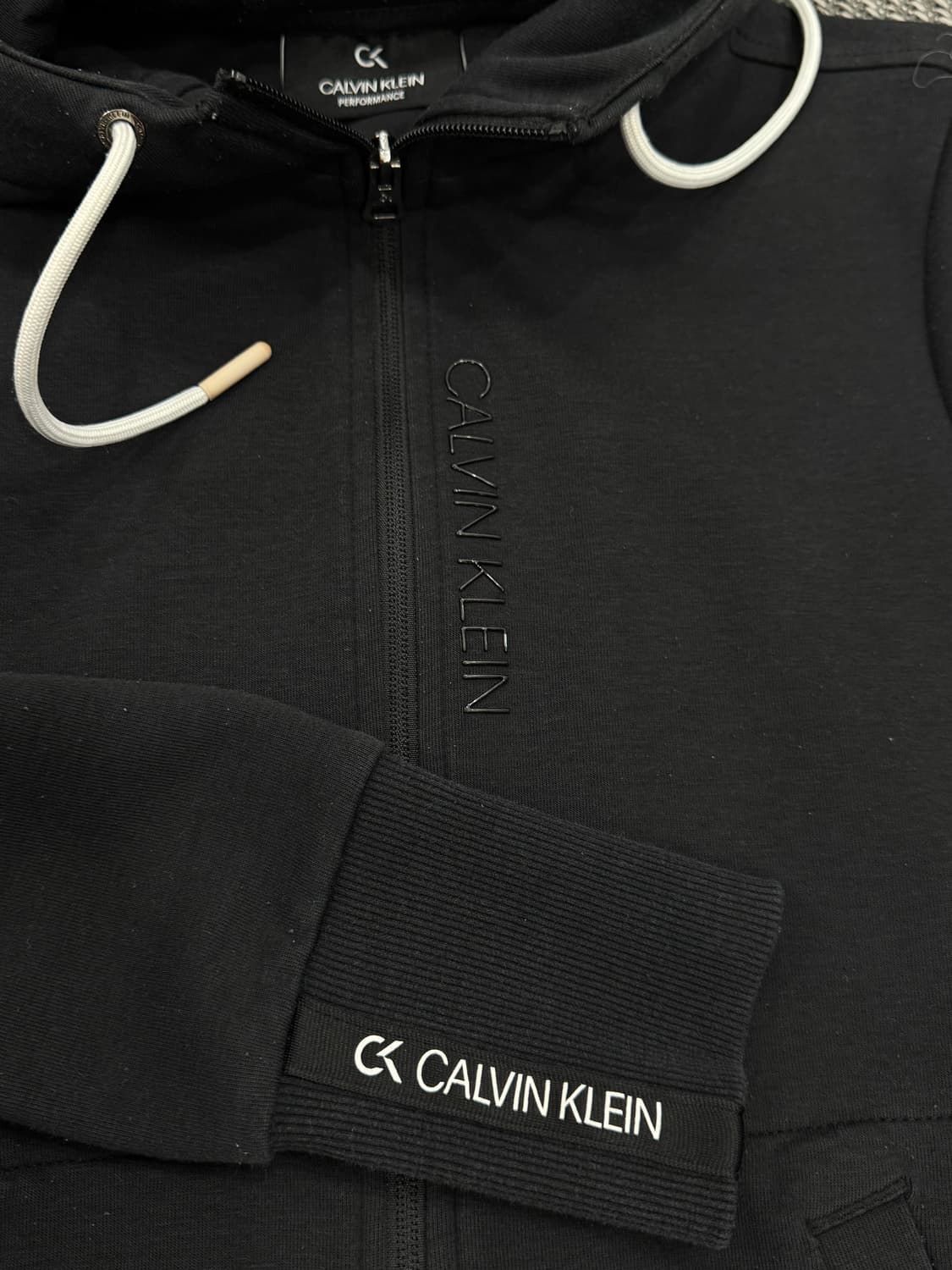 캘빈클라인 CK 블랙 후드집업 트레이닝복 셋업 상품이미지4