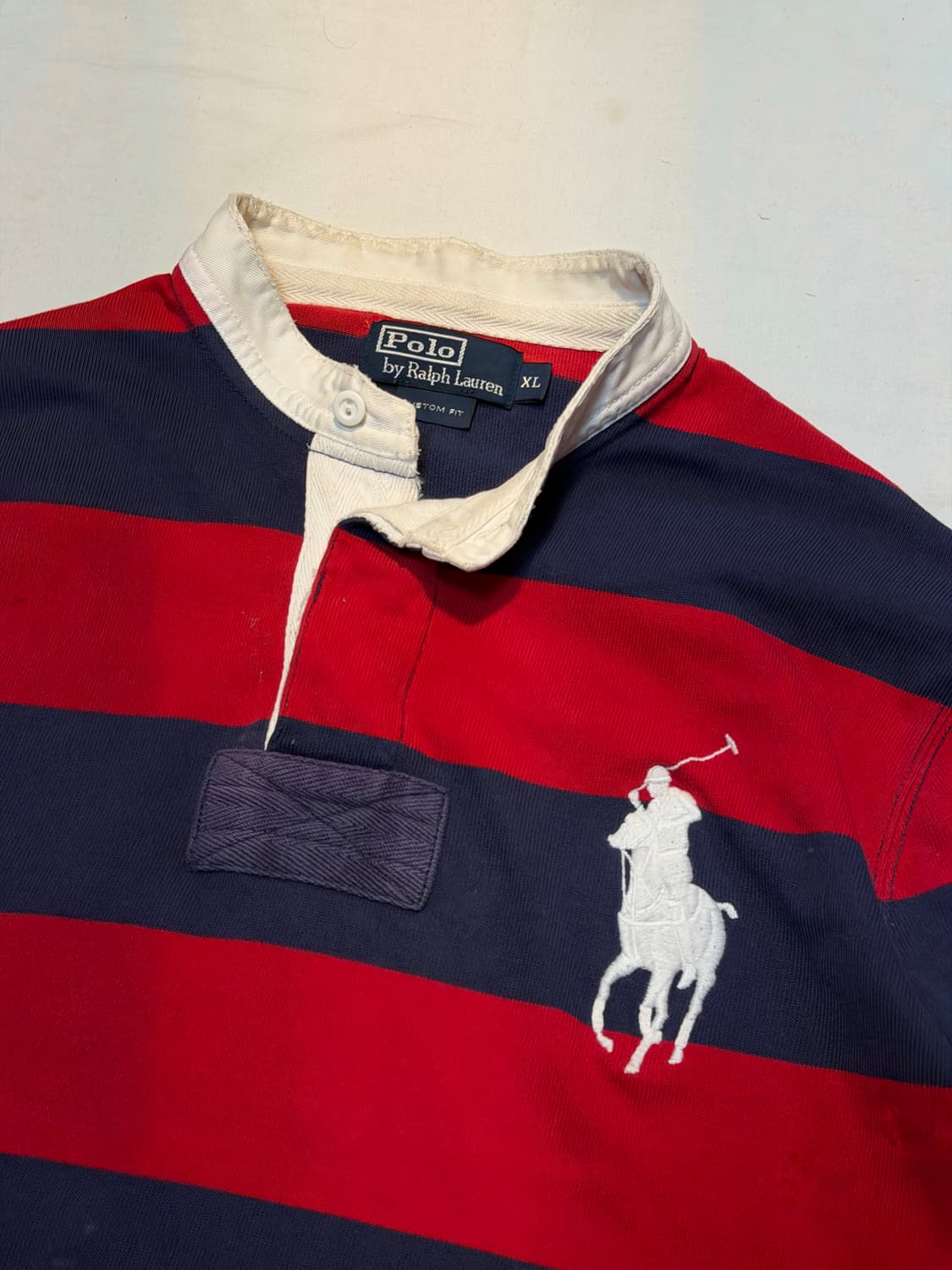 폴로 디스트레스드 헨리넥 롱슬리브 럭비티 네이비 레드 상품이미지2