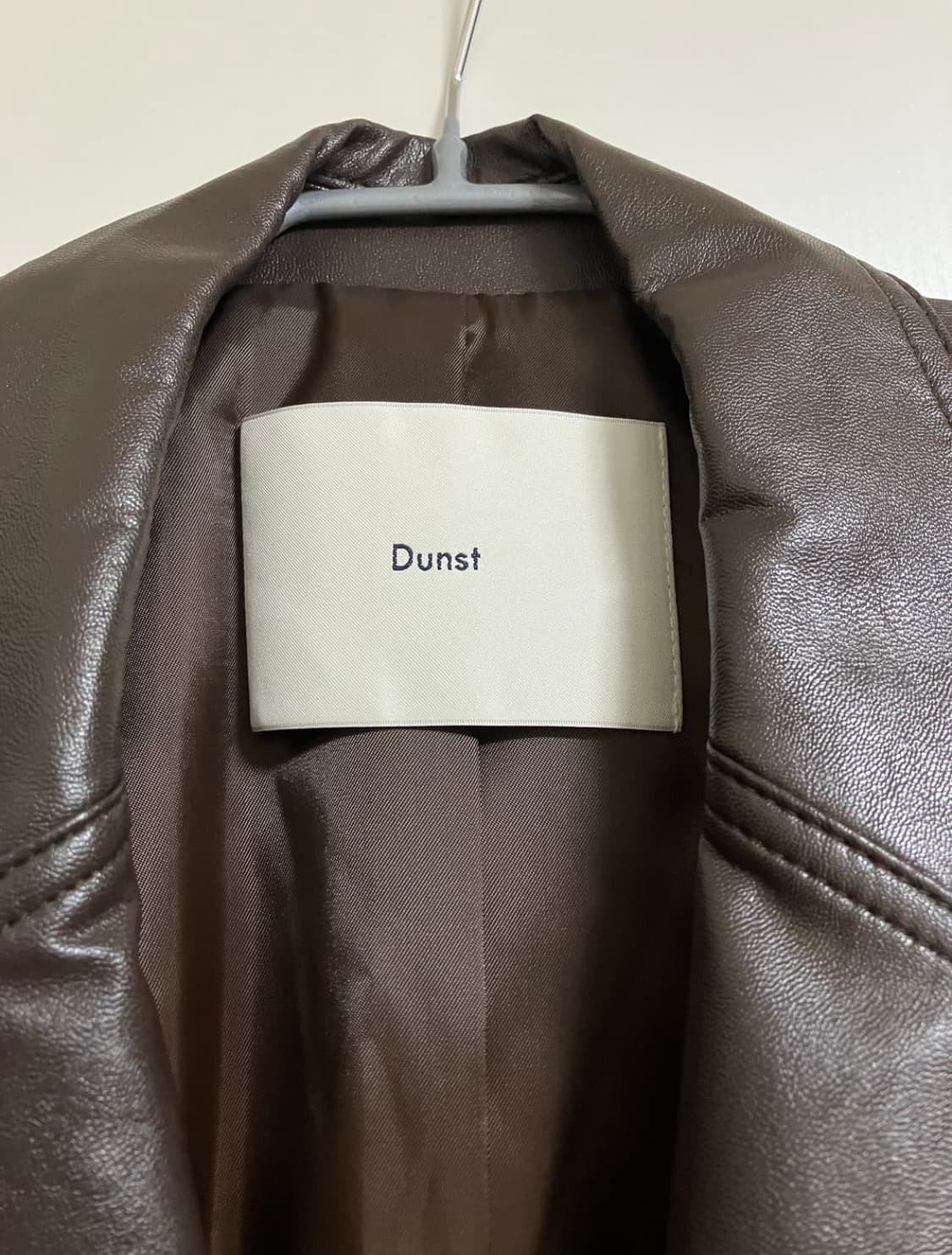 던스트 투버튼 레더 블레이저 상품이미지3