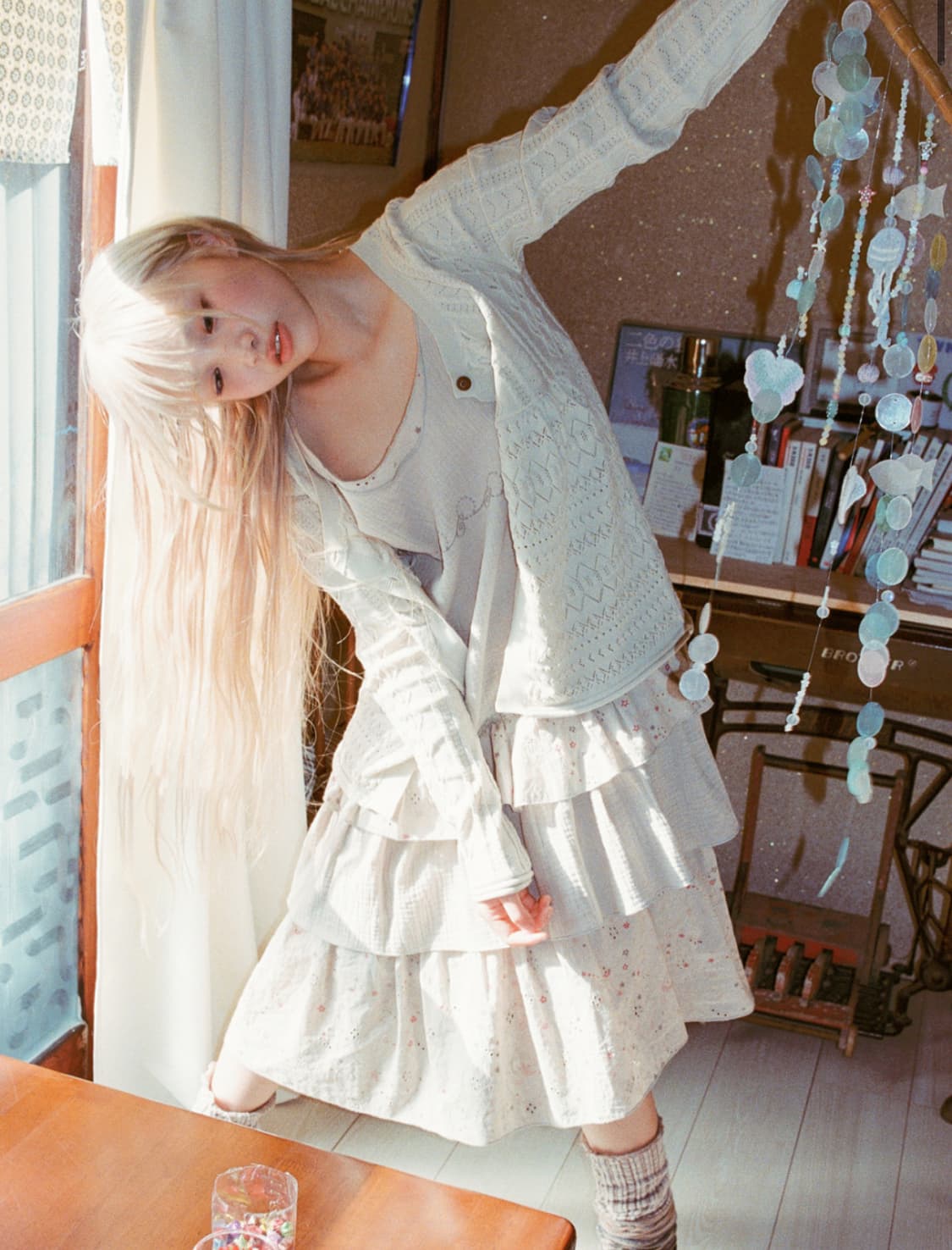 당일배송) 허그유어스킨 베이비돌 펀칭 니트 가디건 베이지 상품이미지2