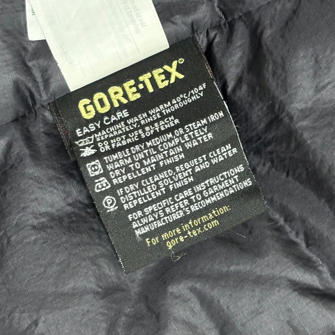 ARC‘TERYX Fission AR (women) 상품이미지8