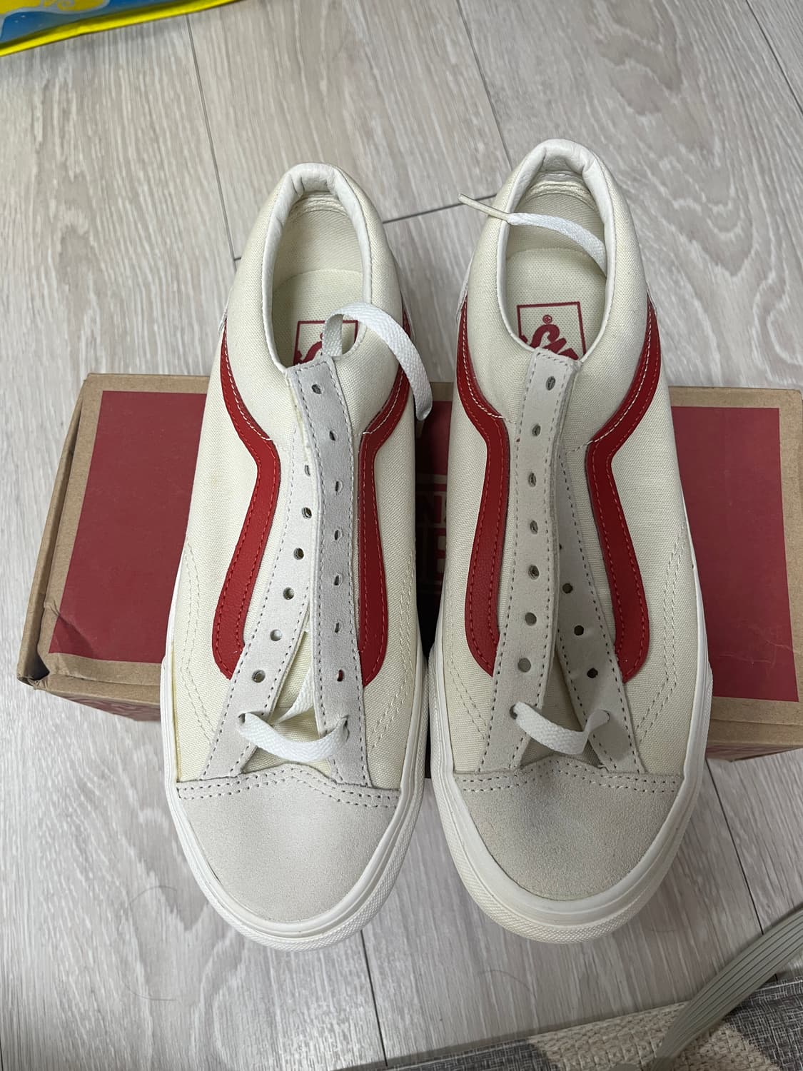 반스 스타일 36 마쉬멜로우 레이싱 레드 상품이미지1