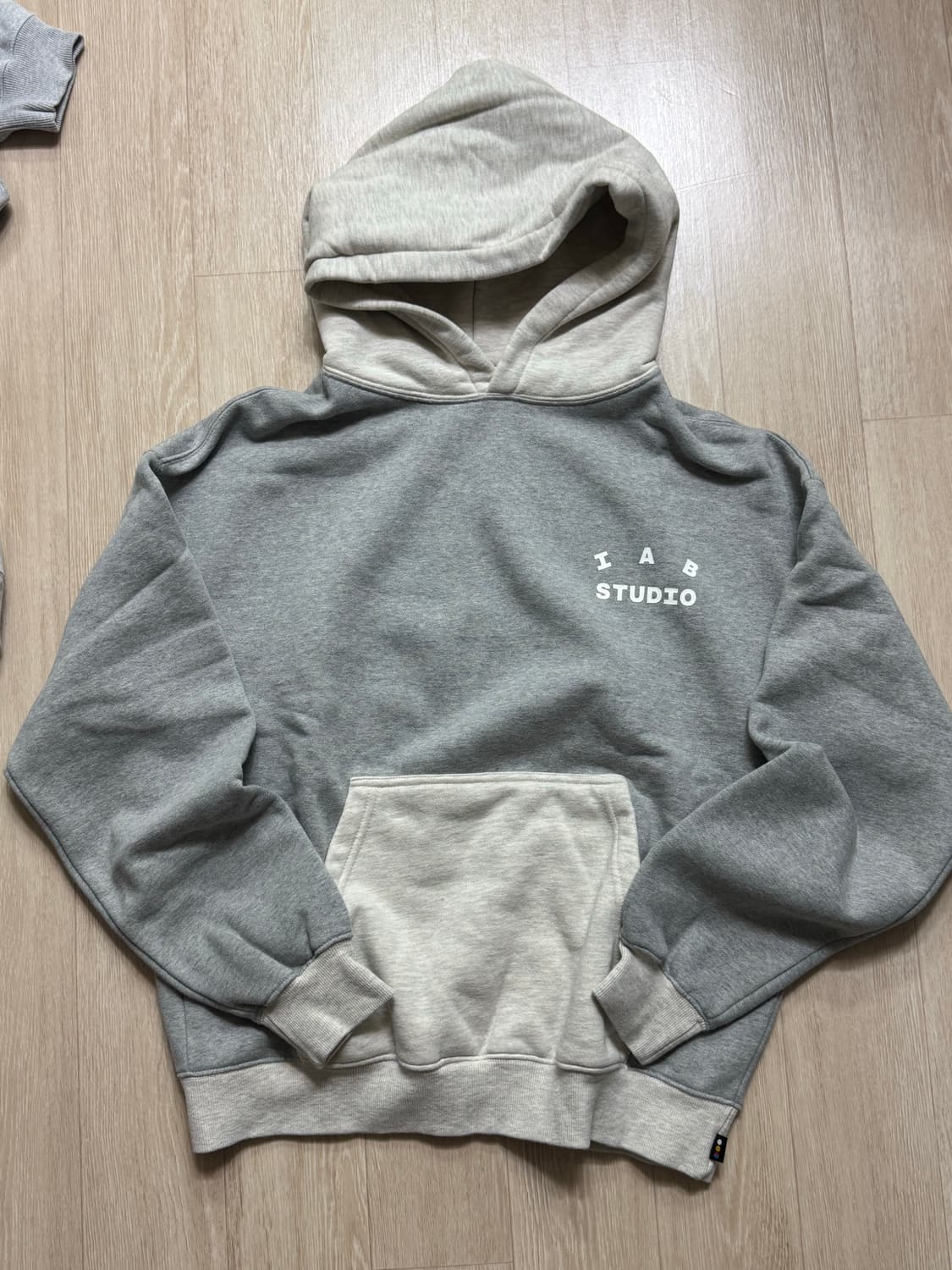 아이앱 스튜디오 후드 듀얼 그레이 상품이미지3