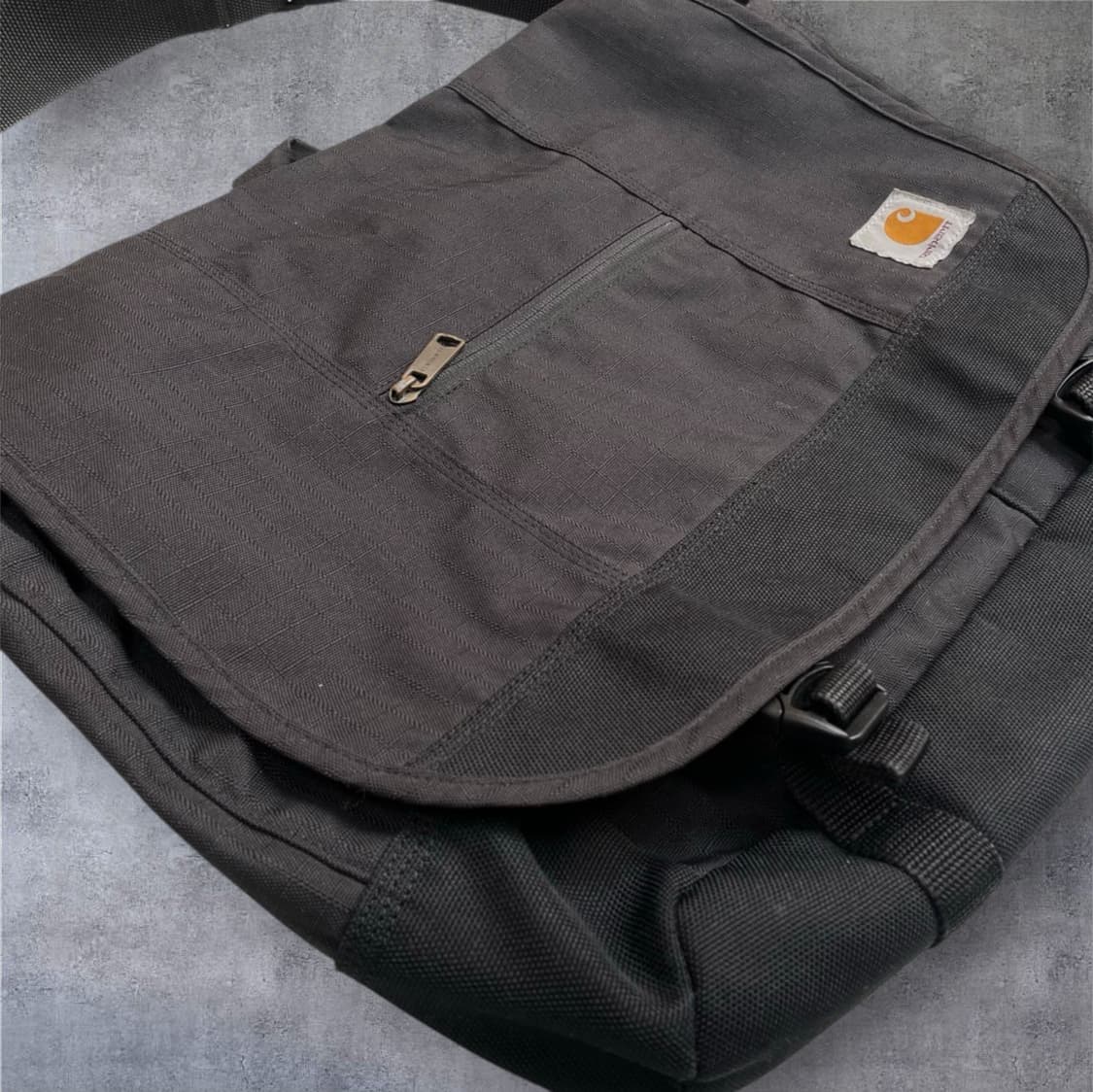 칼하트 Carhartt 블랙 D89 립스탑 메신저백 상품이미지2