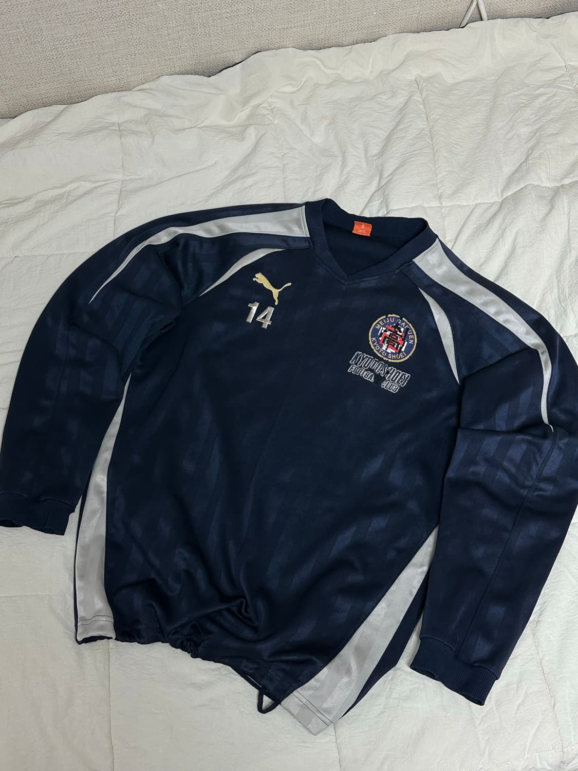 푸마 네이비 절개 웜업 라지 상품이미지1