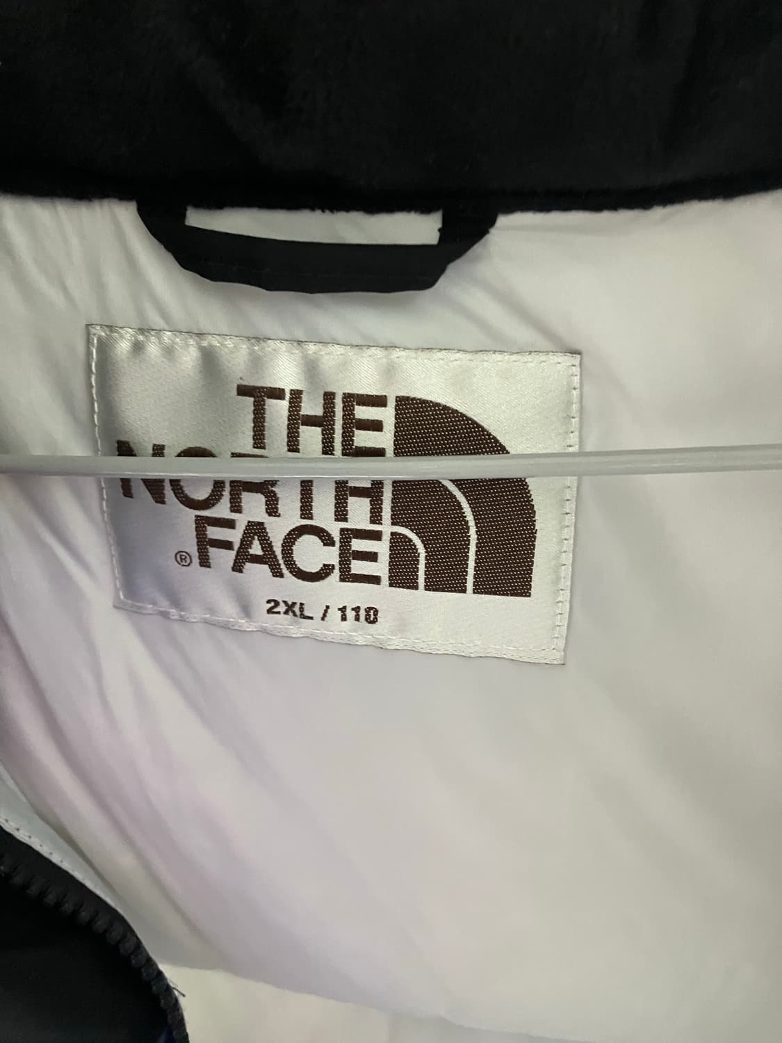 노스페이스 지구 패딩조끼 xxl 상품이미지3