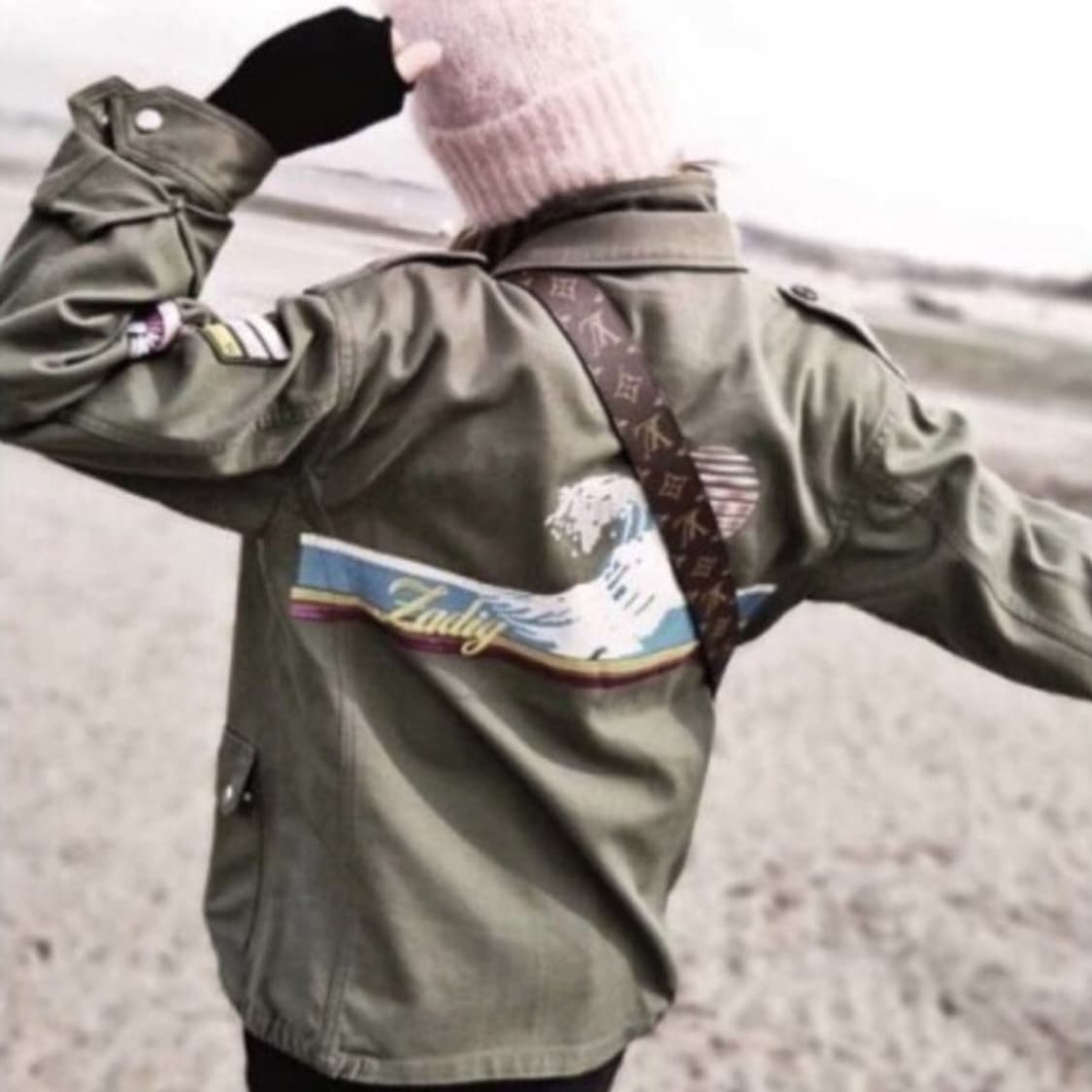 쟈딕앤볼테르 웨이브 자수 야상 자켓 상품이미지3