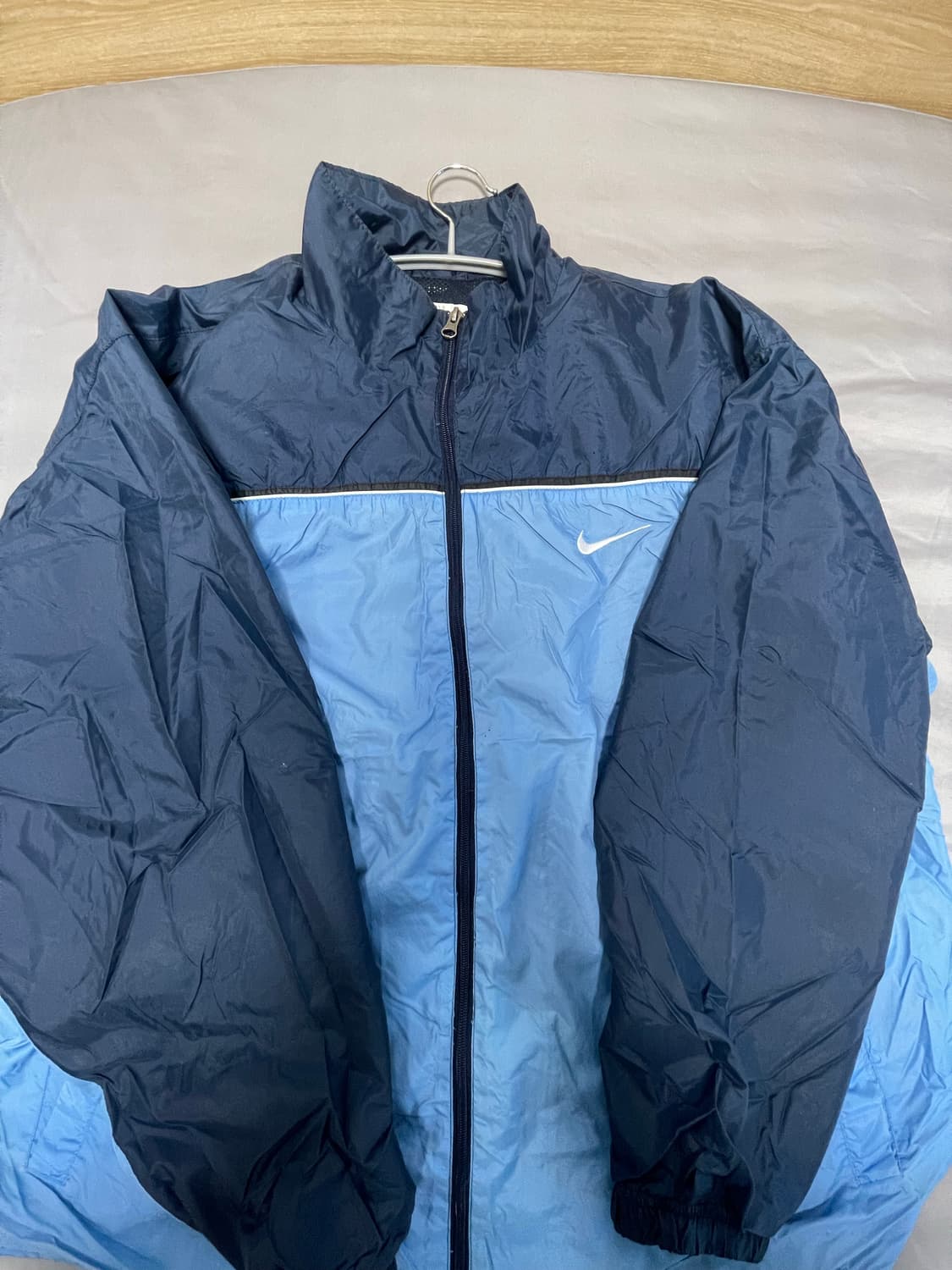 나이키 바람막이 상품이미지1
