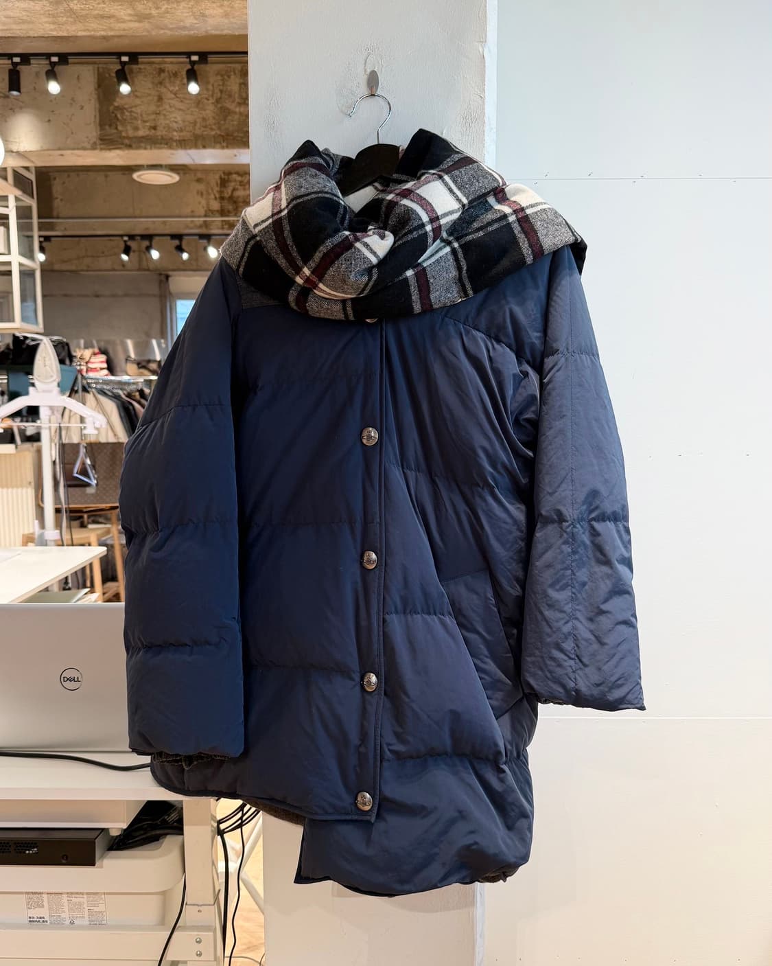 비비안 웨스트우드 네이비 덕다운 머플러 점퍼 상품이미지2