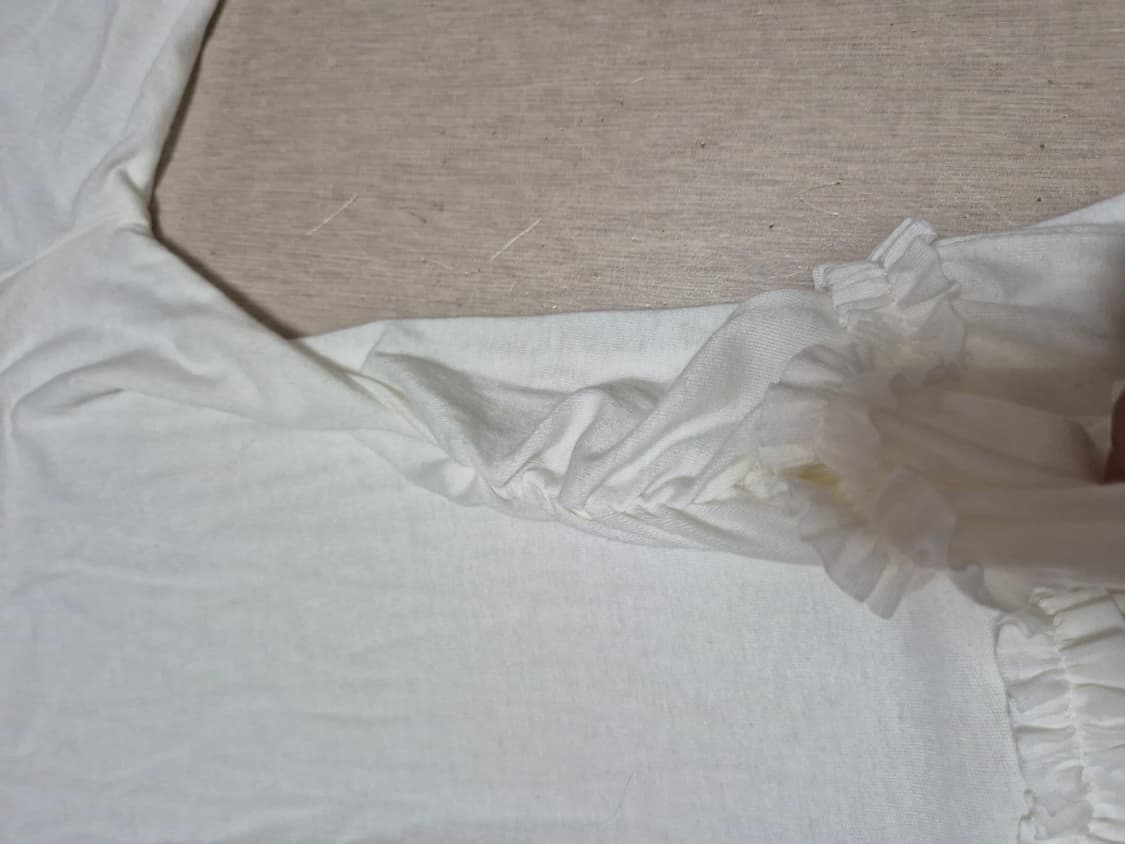 애니원모어 레이어드 프릴 티셔츠 상품이미지8