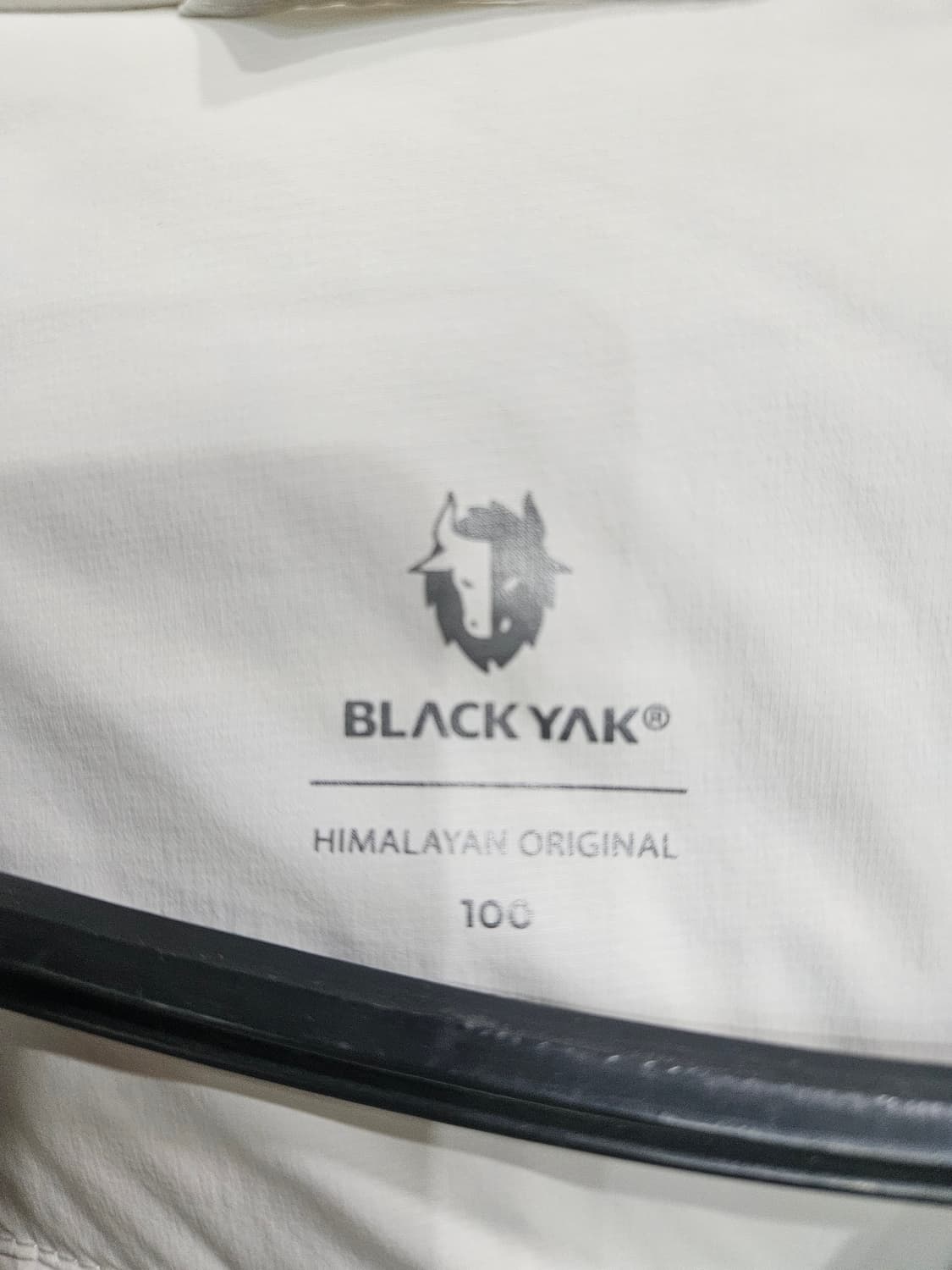 블랙컬러 아이보리컬러 남성 100 구스다운 패딩  상품이미지3