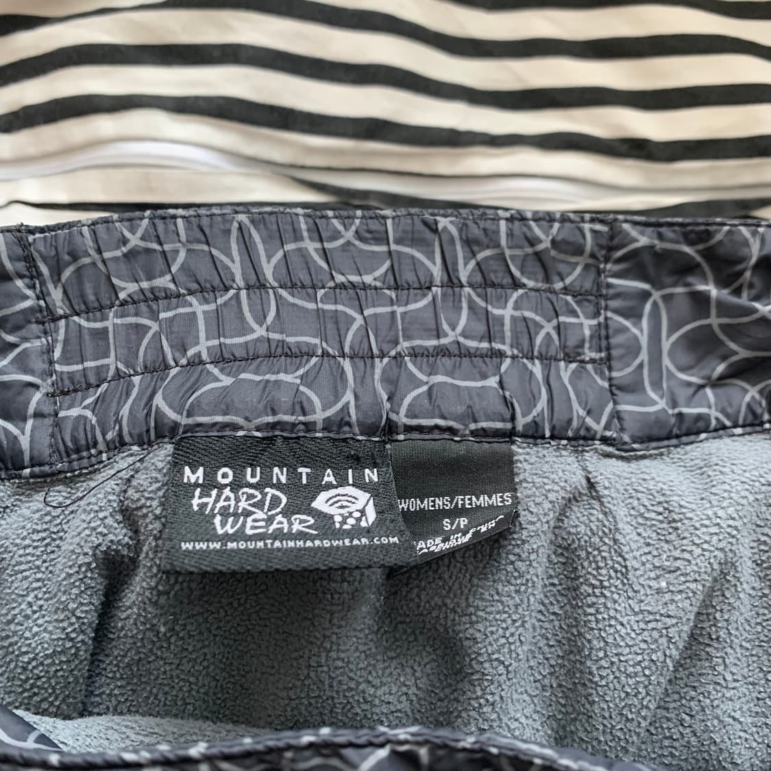 마운틴하드웨어 패딩 미니스커트 28 사이즈 상품이미지3