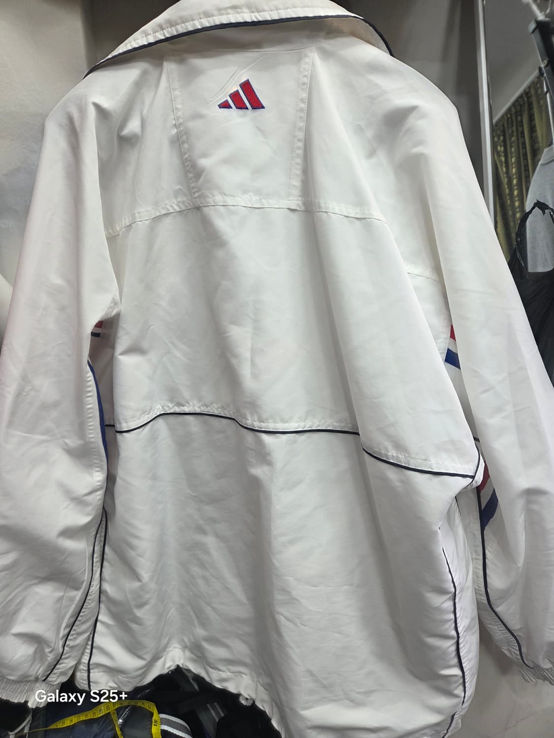 아디다스   화이트   바람막이 상품이미지5