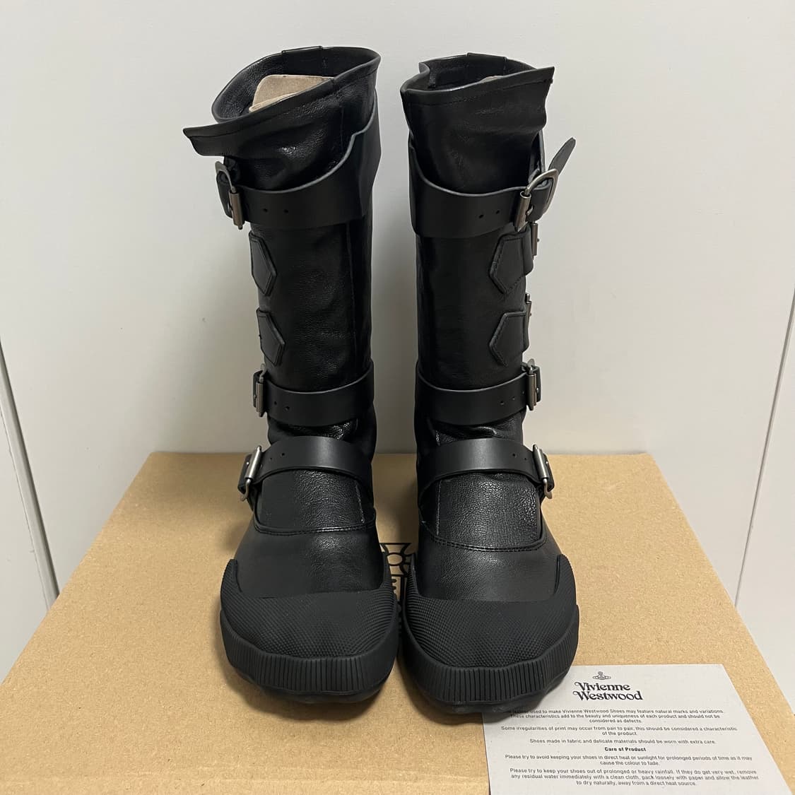 [37,38]비비안웨스트우드 26ss 파일럿 버클 부츠 상품이미지3