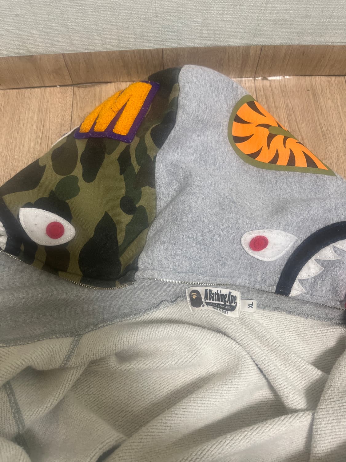 베이프 샤크후드 회색 xl핍니다 상품이미지5