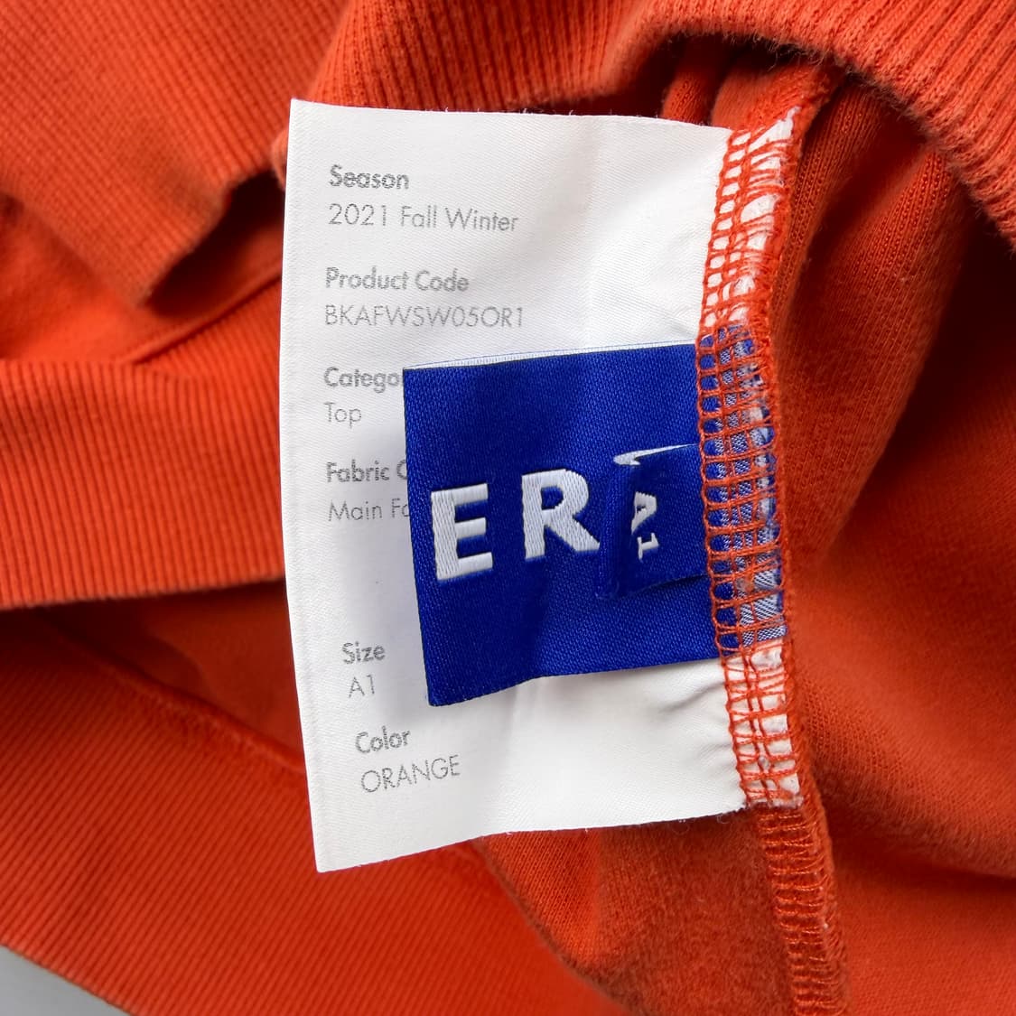 아더에러 2021 fw 언 누보 시스템 컬렉션 맨투맨 오렌지 A1 상품이미지5
