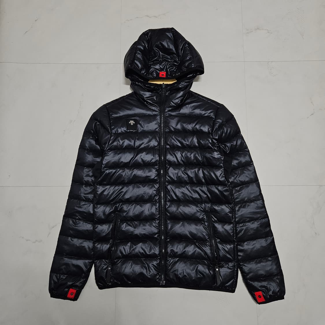 95 데상트 덕다운 후드 경량패딩 상품이미지1