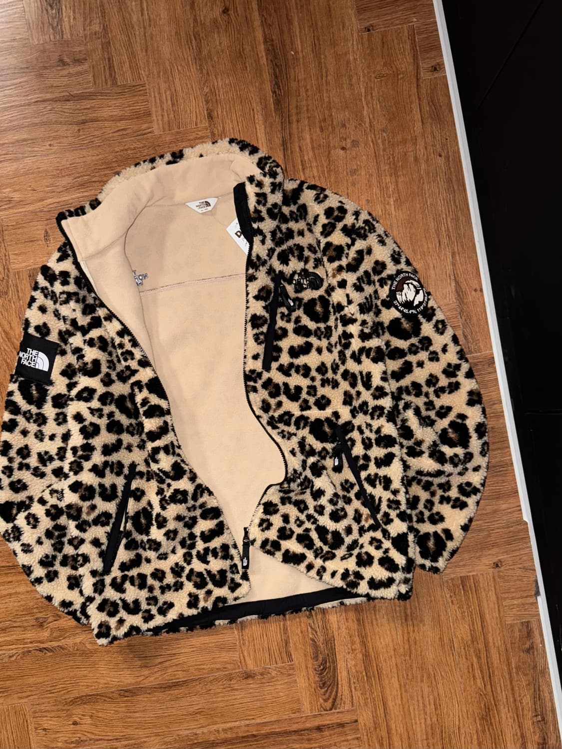 노스페이스 화이트라벨 레오파드 플리스 자켓 상품이미지1