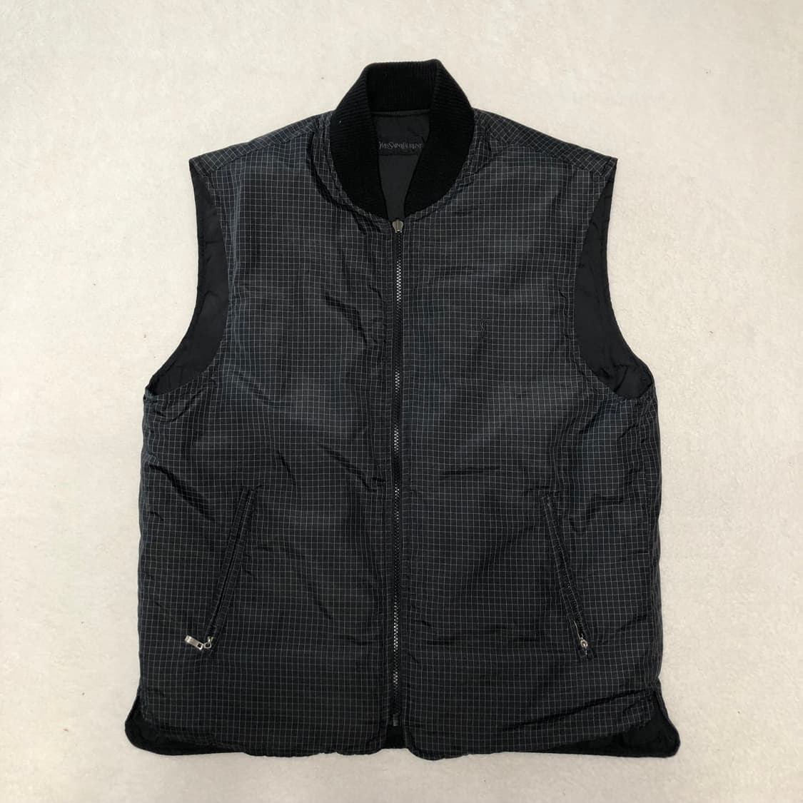 입생로랑 리버시블 패딩조끼  상품이미지3