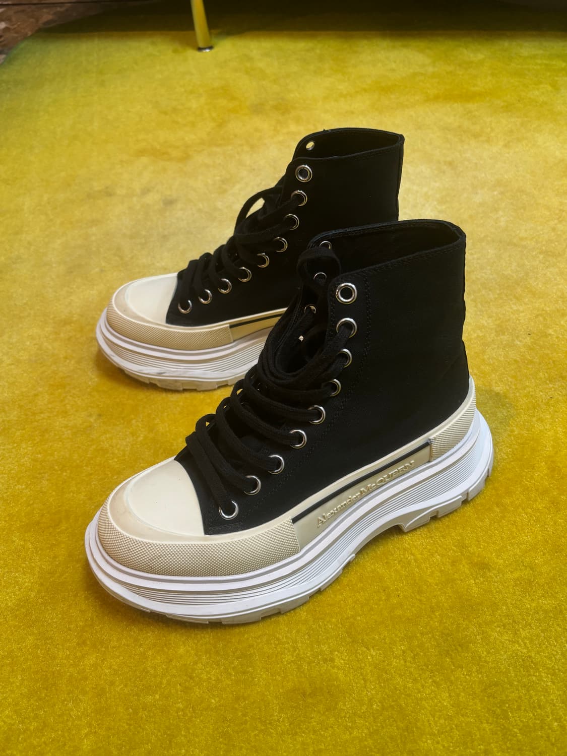 Alexander McQueen Tread Slick 하이탑 스니커즈 상품이미지2