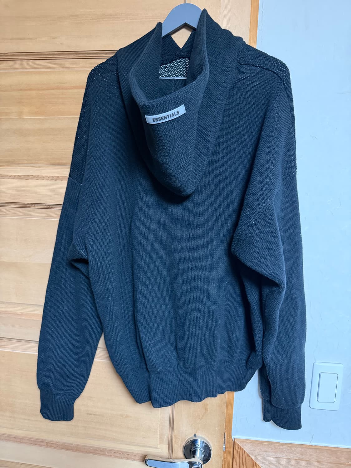 에센셜 니트후드팝니다 상품이미지3