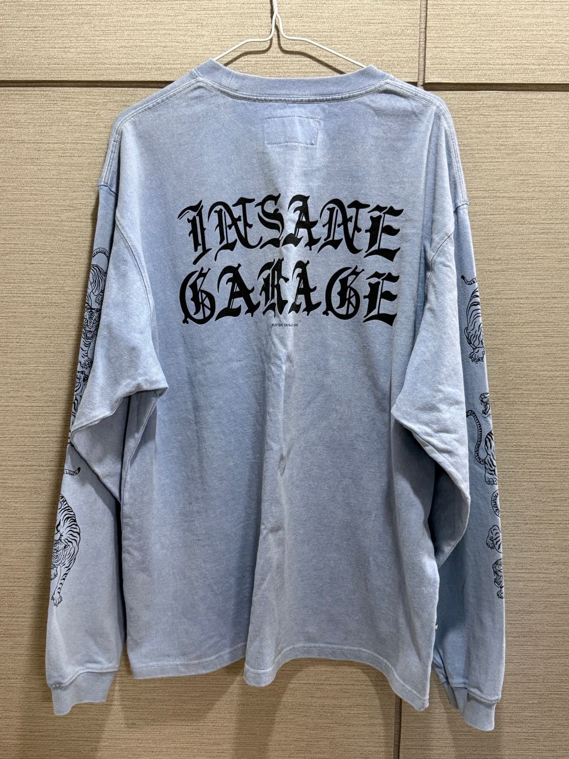 인세인개러지 타이거롱슬리브 5만원 상품이미지1