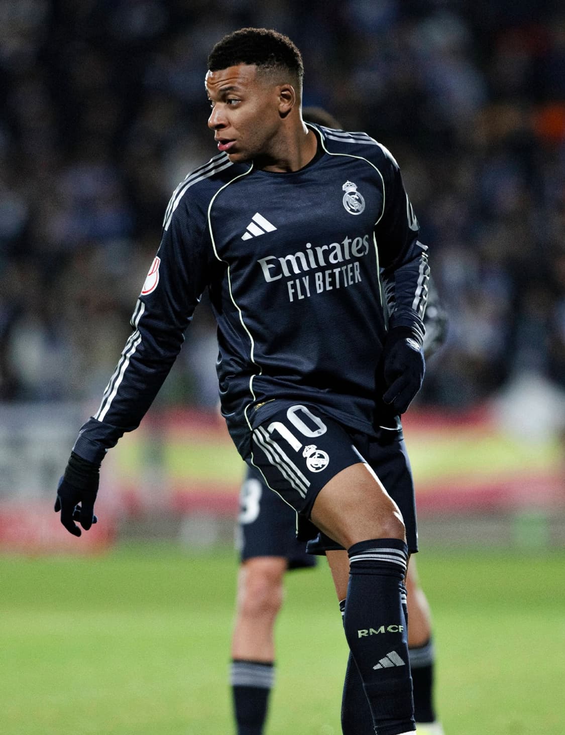 25-26 레알마드리드 어웨이킷 음바페 긴팔 유니폼 XL 상품이미지8