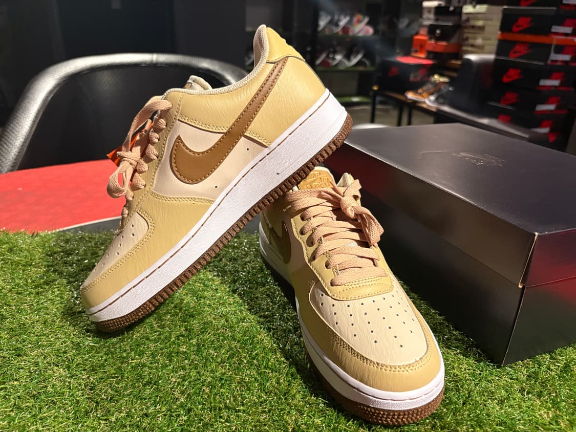 [새상품/270] 나이키 에어포스 펄화이트 세서미 상품이미지2