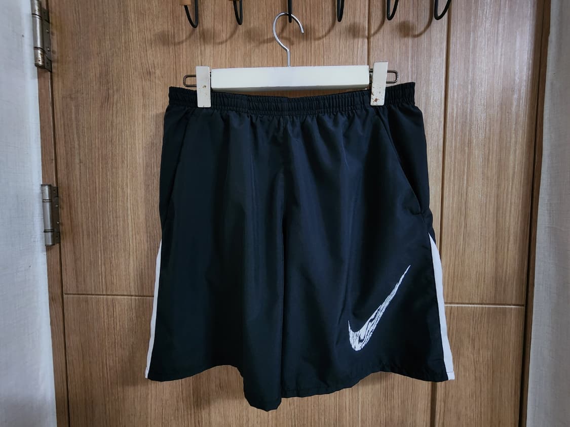 (M)나이키 와일드런 스우시 반바지 상품이미지1