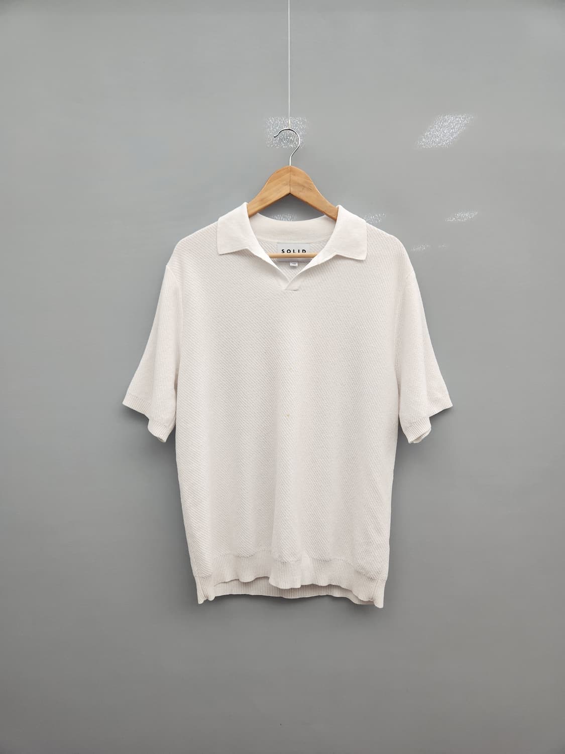 솔리드옴므 카라 반팔 니트 상품이미지1